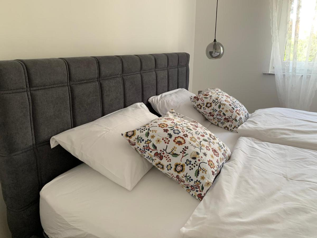 Apartments Luce Trogir Luaran gambar