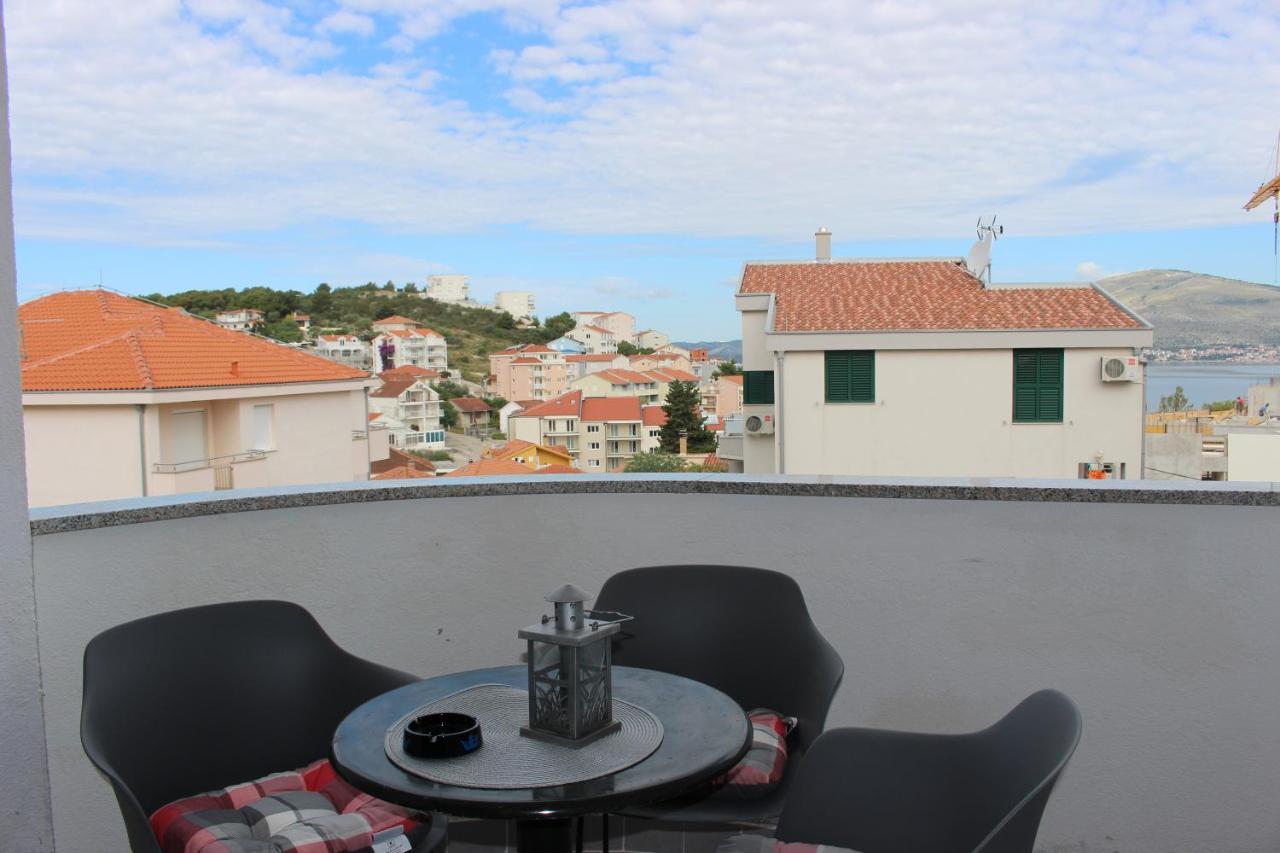 Apartments Luce Trogir Luaran gambar