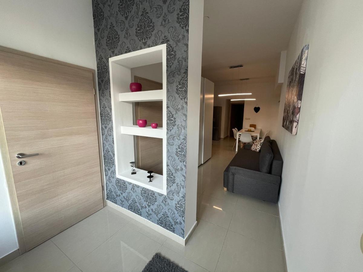 Apartments Luce Trogir Luaran gambar