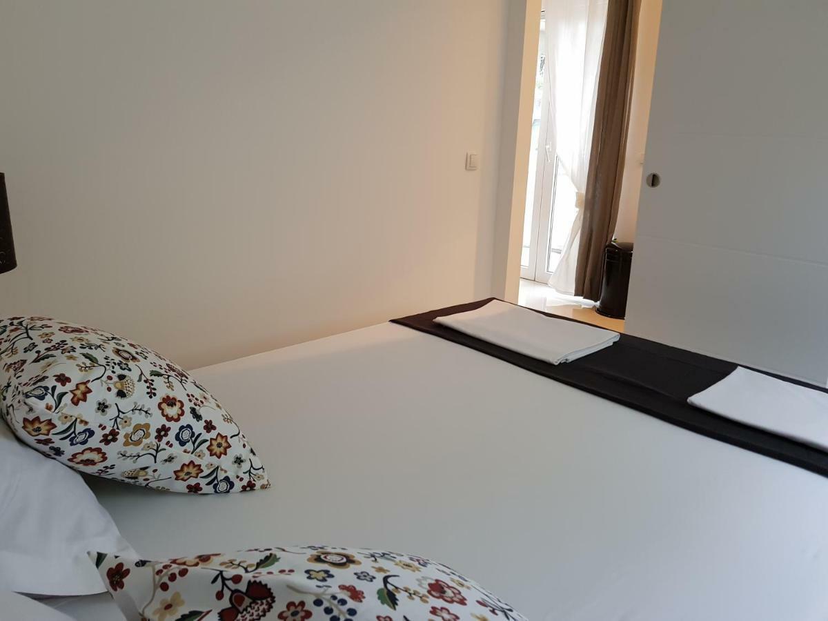 Apartments Luce Trogir Luaran gambar