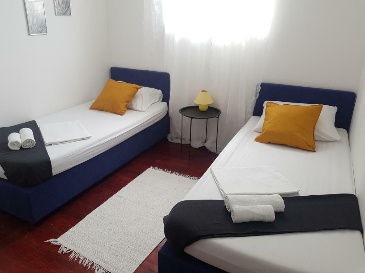 Apartments Luce Trogir Luaran gambar
